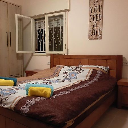 3 Stairs Only To Cozy Flat On Hillel St Διαμέρισμα Χάιφα Εξωτερικό φωτογραφία