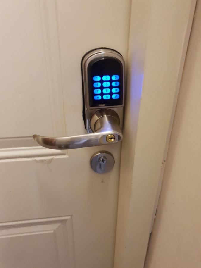 3 Stairs Only To Cozy Flat On Hillel St Διαμέρισμα Χάιφα Εξωτερικό φωτογραφία